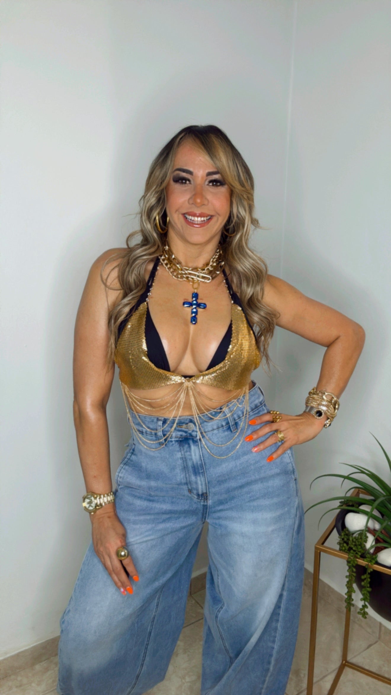 Gold Metallic Chain Crop Top (No Cambio)