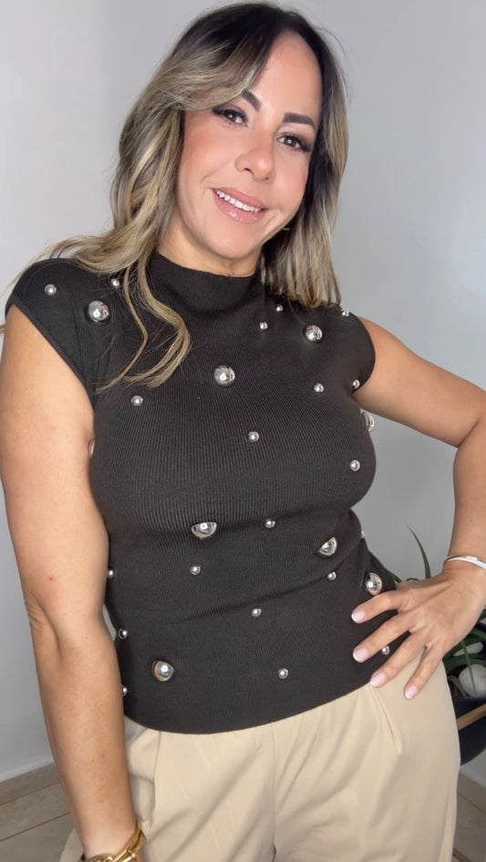 Silver Statement Top