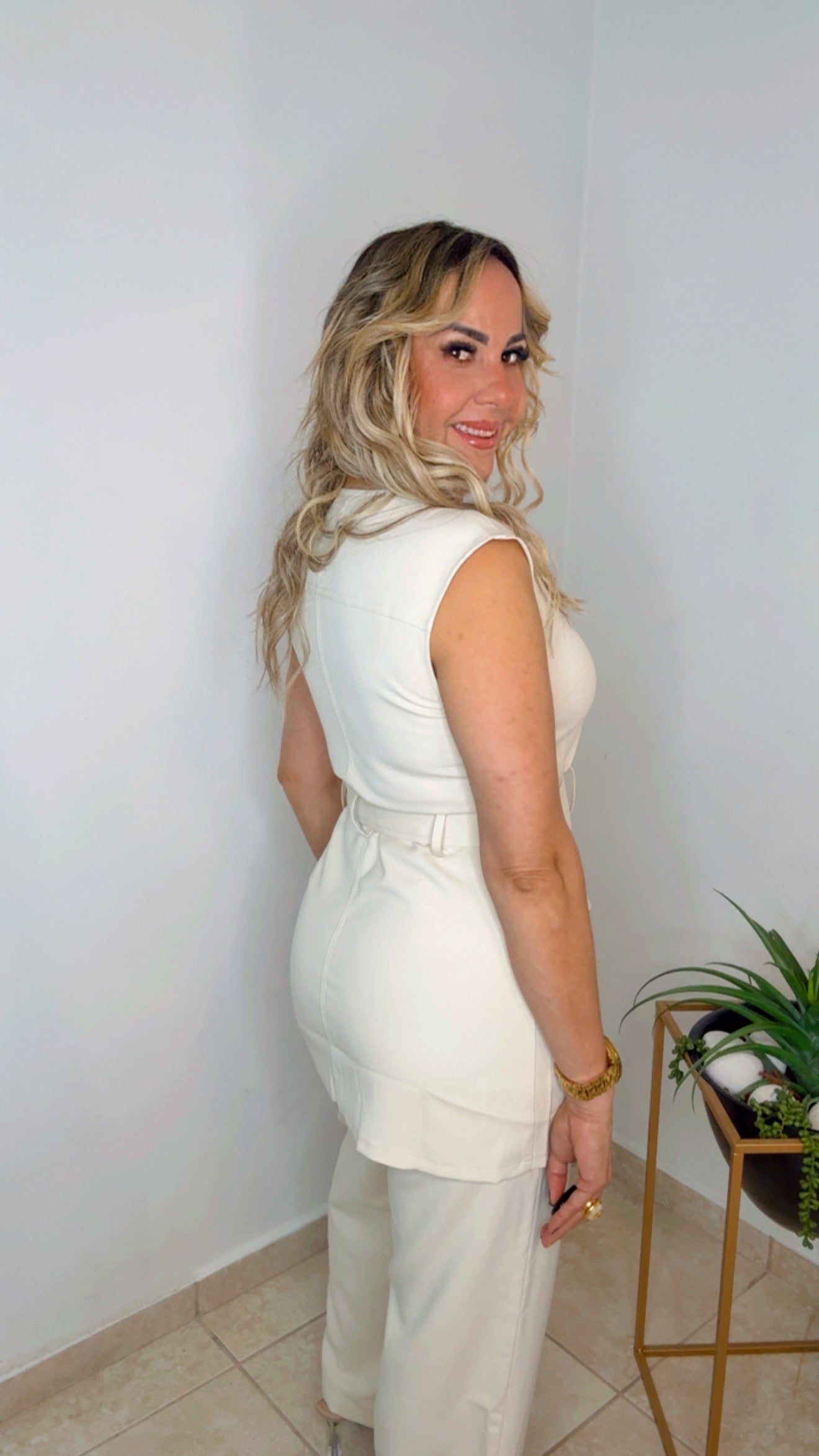 Cream Elegant Set