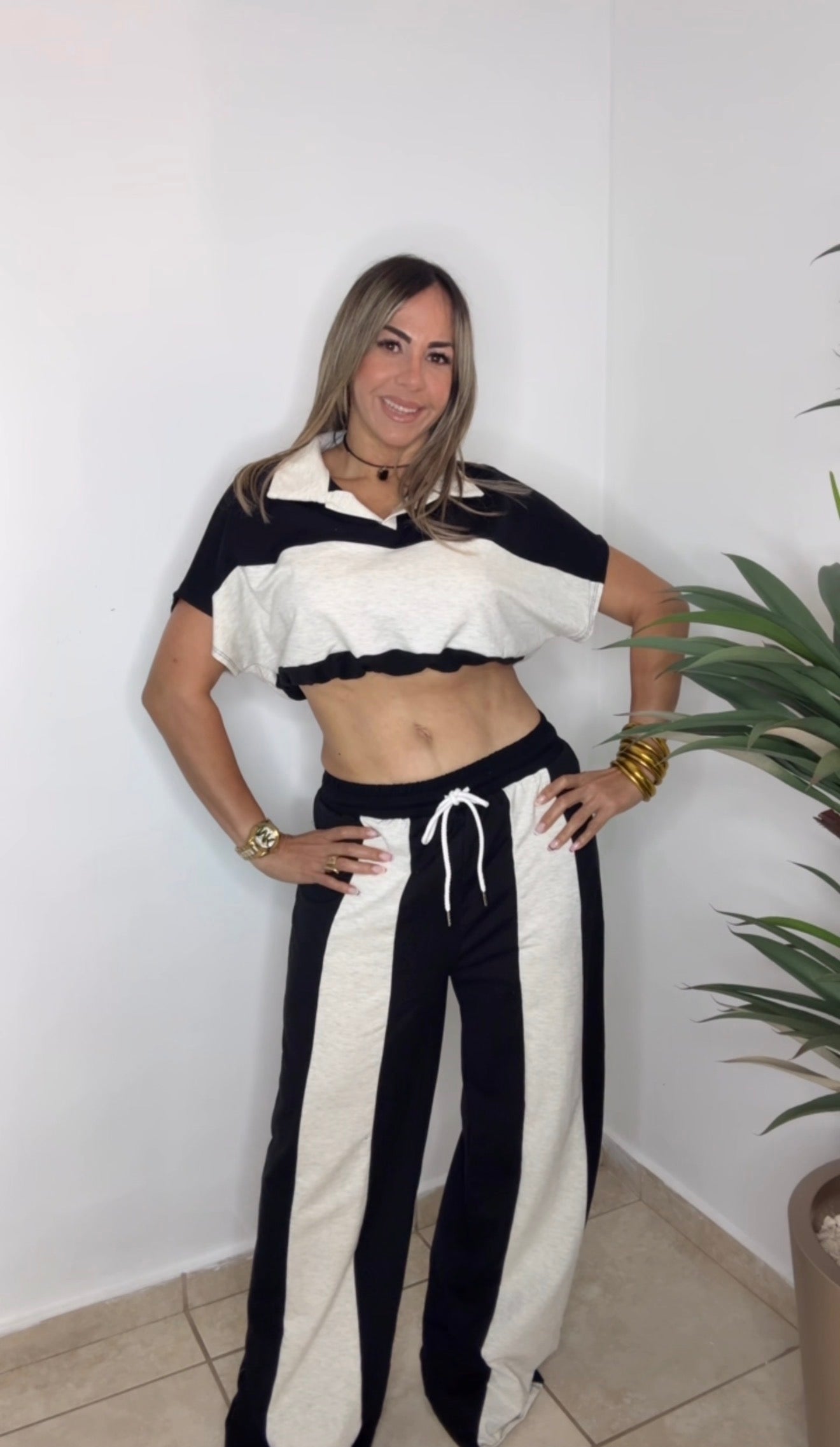 Black And Oatmeal Set