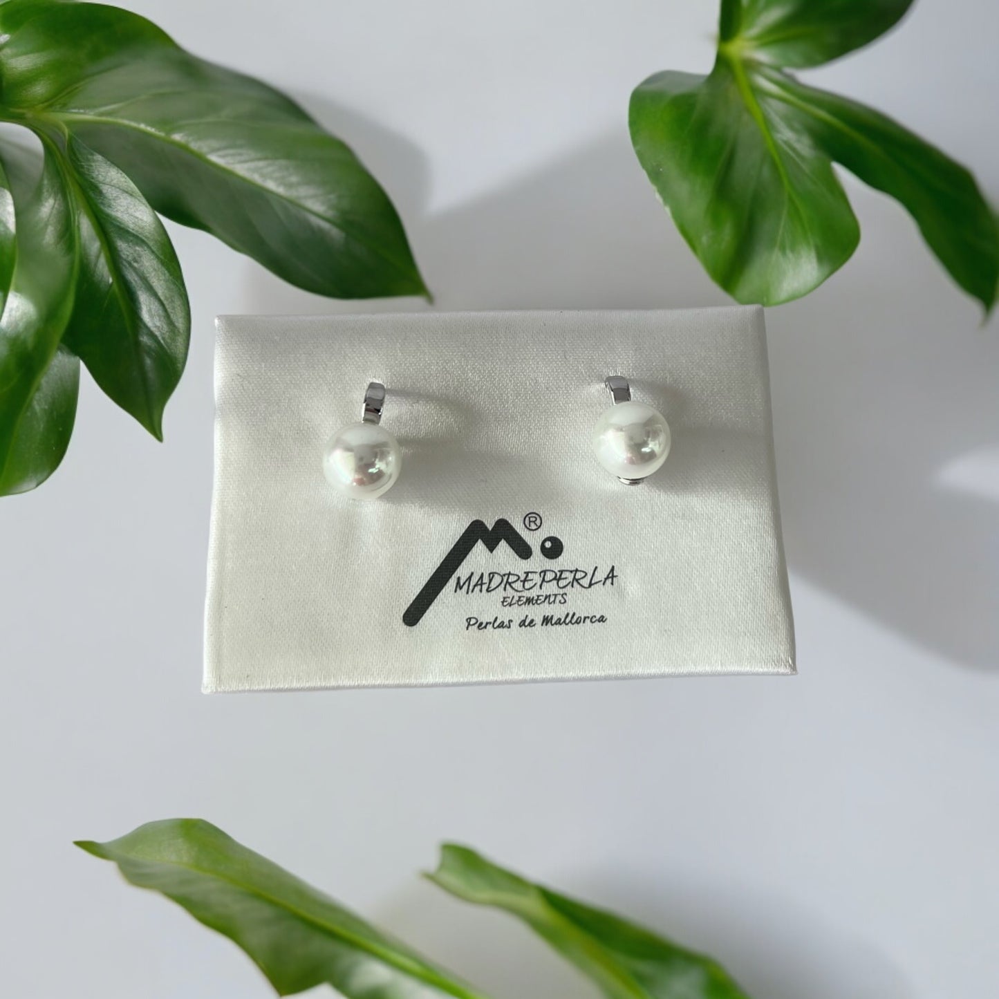 Silver Pearl Earrings