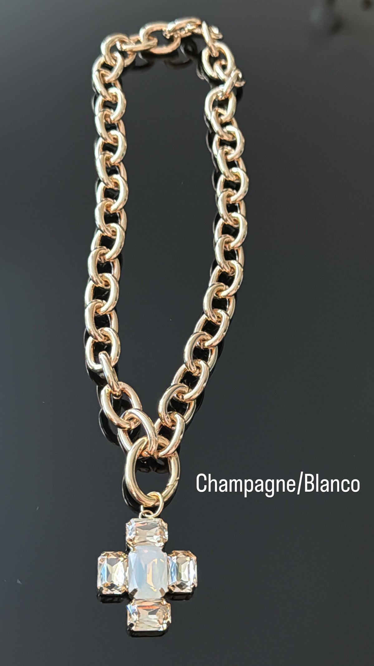 Cadena Cruz Chunk Swarovski Se Le Puede Cambiar El Charm