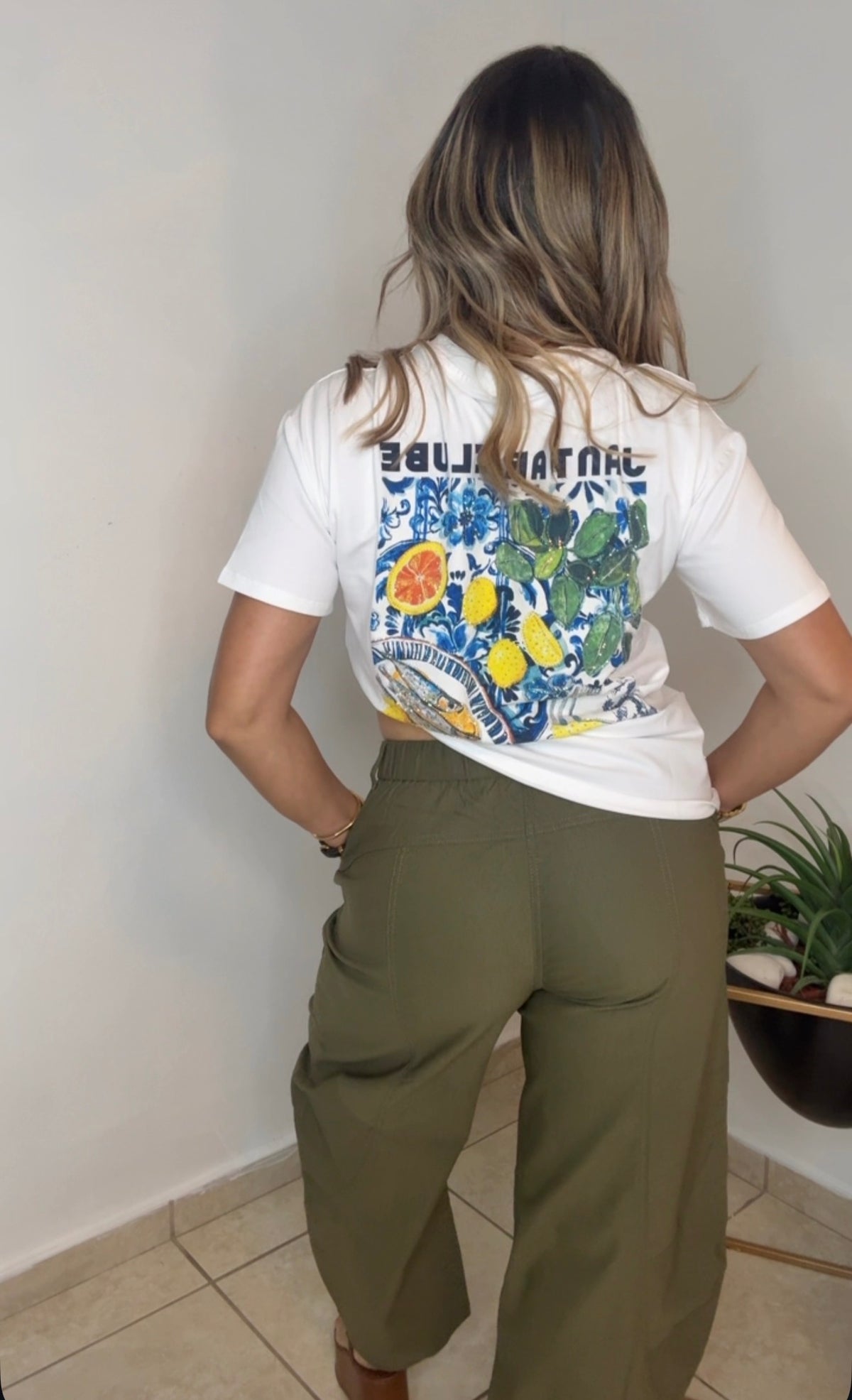 Jantar Tshirt