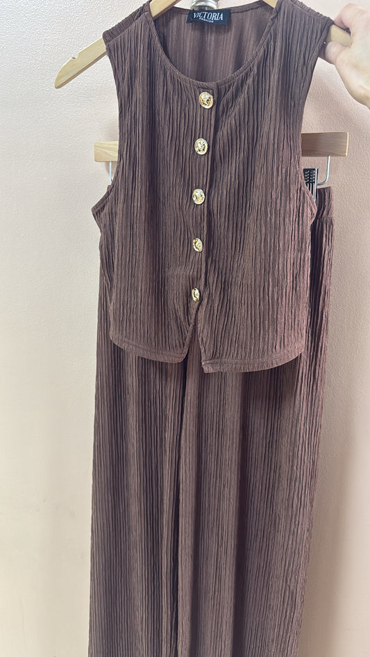 Brown Vest Relaxing Set