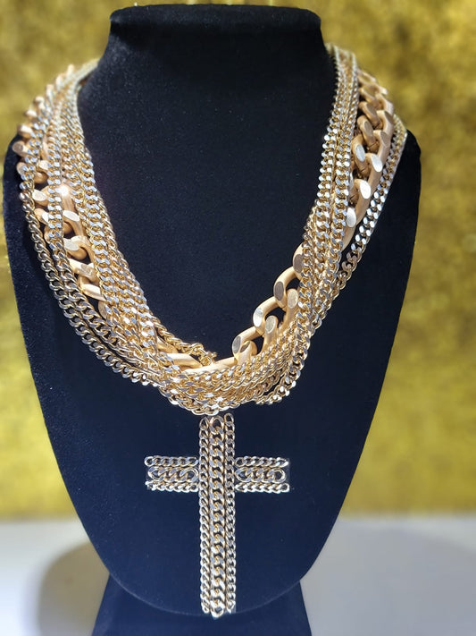 BE Collar Full Oro Cruz Cadena