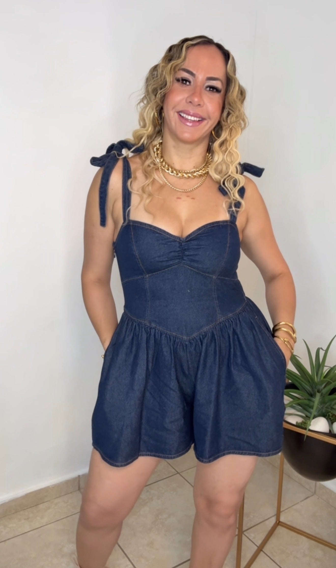 Denim Tie Shoulder Romper (VENTA FINAL)