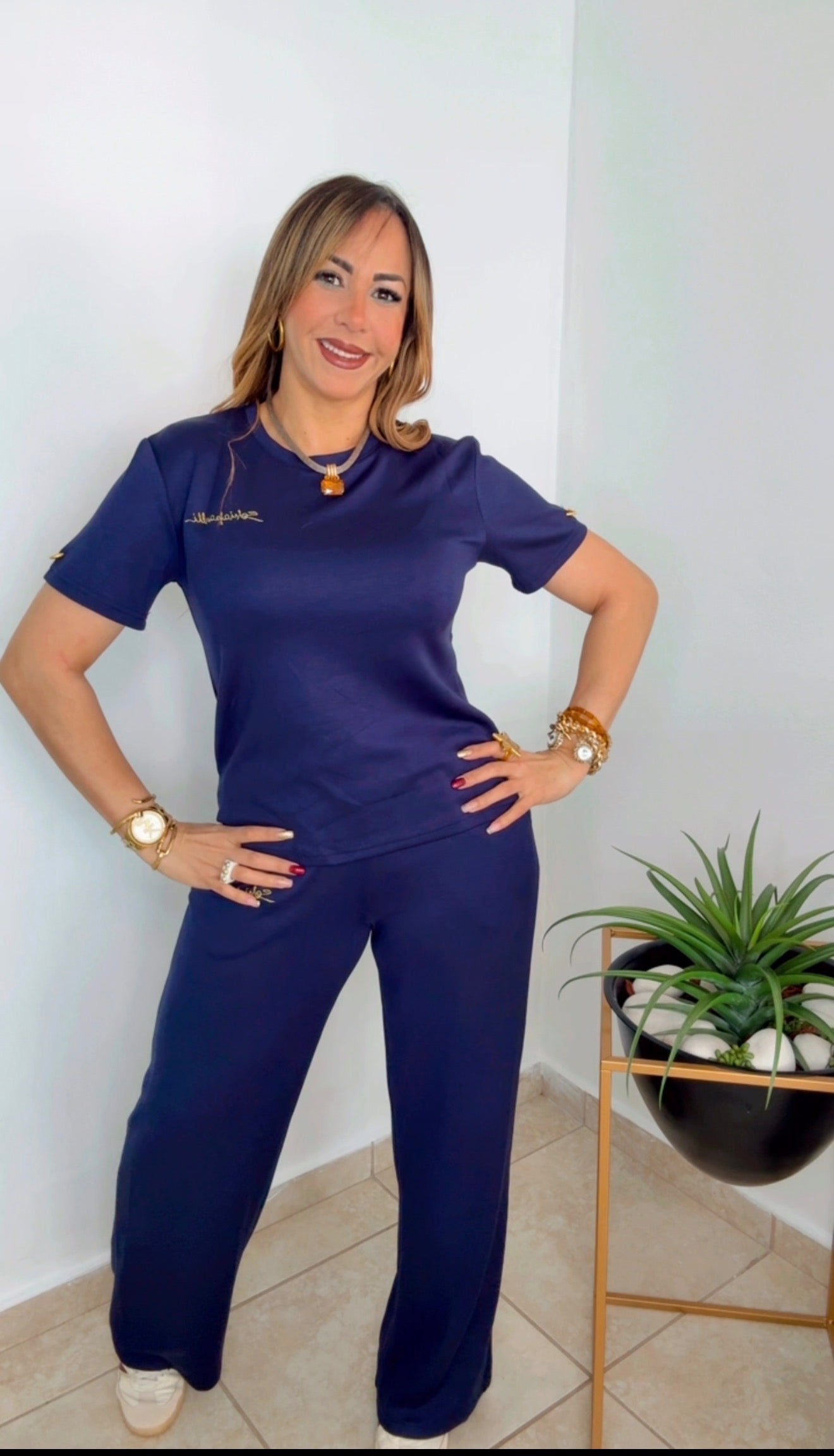 Navy Travel Set Detail Gold