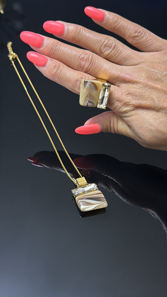 Set Cadena En Resina Y Anillo