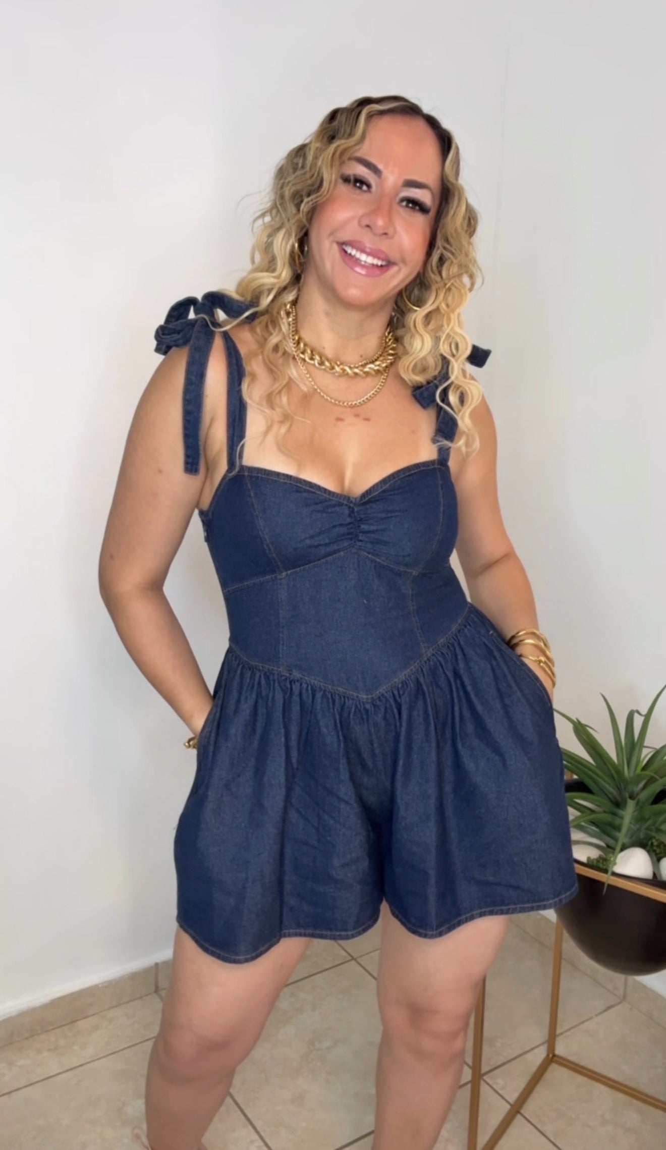 Denim Tie Shoulder Romper (VENTA FINAL)